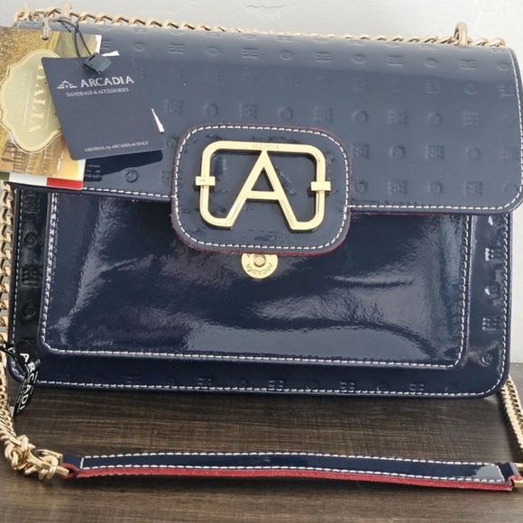 NWT Arcadia Black Patent Leather Shoulder Bag - Picture 4 of 15